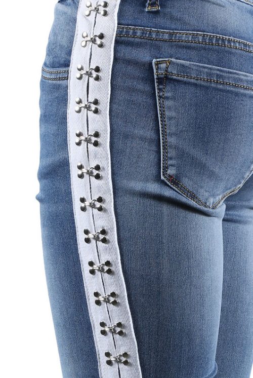 Stone Washed Denim Hook & Eye Trim Ankle Grazers Jeans - Image 3