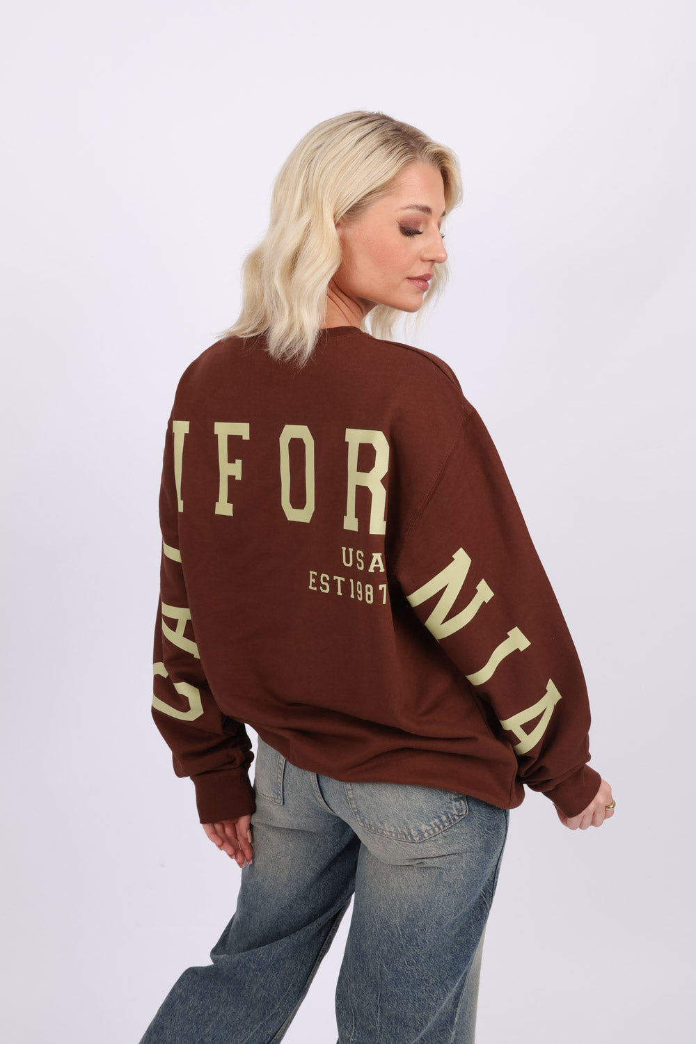 Sleeve-to-Body California Print Sweatshirt