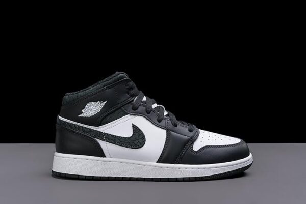 Jordan 1 Mid SE Panda Elephant Off Noir/Blk-Wht-Blk - Image 2