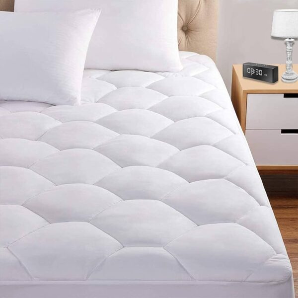 HIGH LIVING Quilted Mattress Protector - Image 2