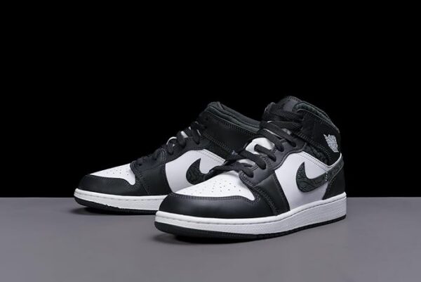 Jordan 1 Mid SE Panda Elephant Off Noir/Blk-Wht-Blk - Image 3