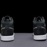 Jordan 1 Mid SE Panda Elephant Off Noir/Blk-Wht-Blk - Image 4