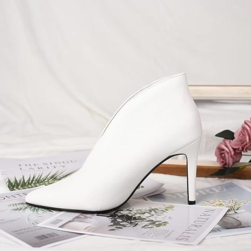 ComeShun Women Kitten Heel Ankle Boots - Image 4